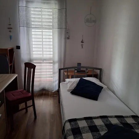 Cozy 아파트 로비니