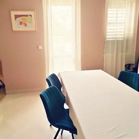 Cozy Apartment